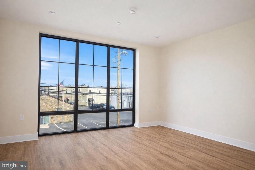 128 N Bond Street - Photo 13