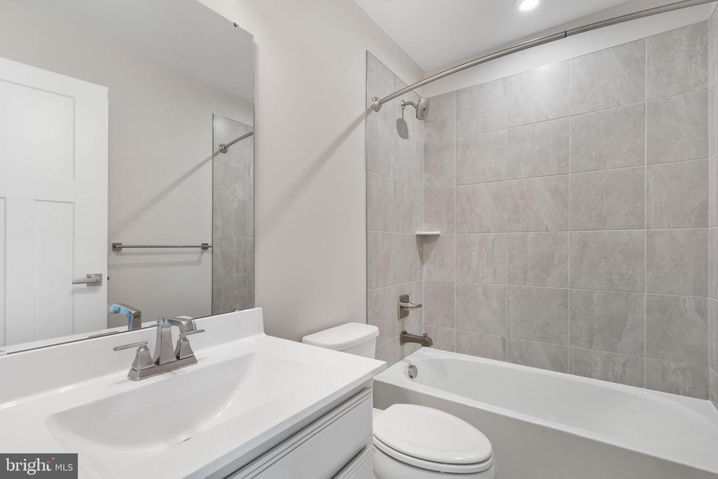 1505 Wilmer Park Lane - Photo 16