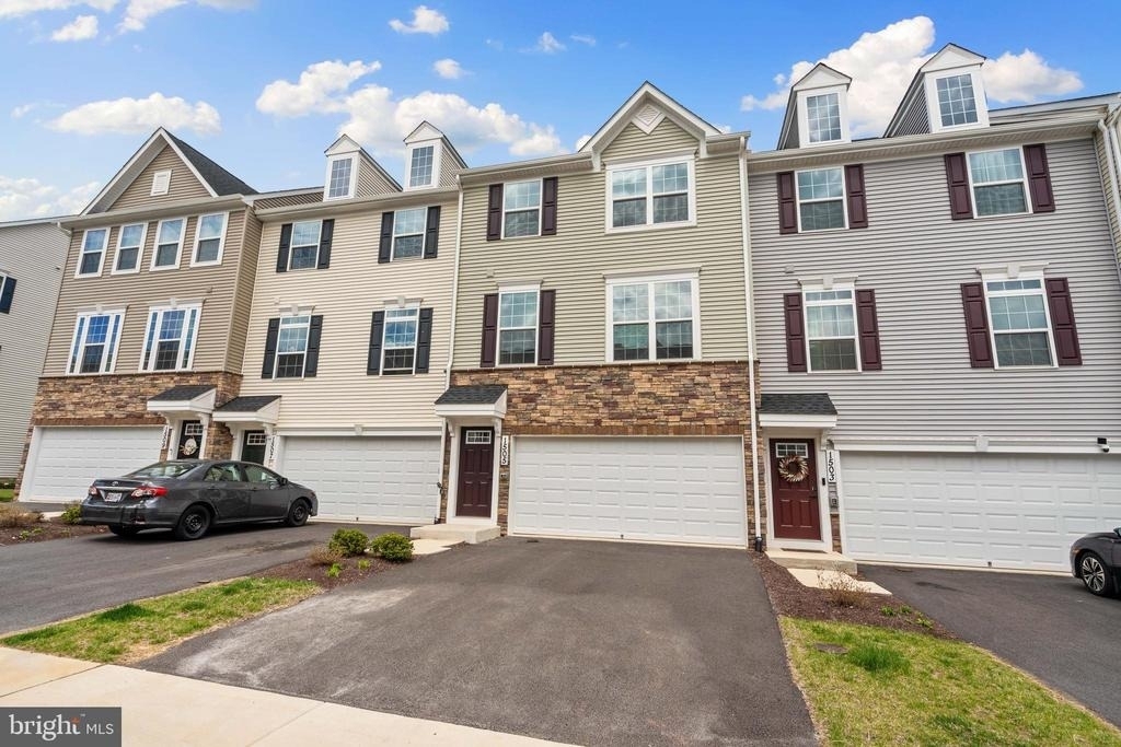 1505 Wilmer Park Lane - Photo 1