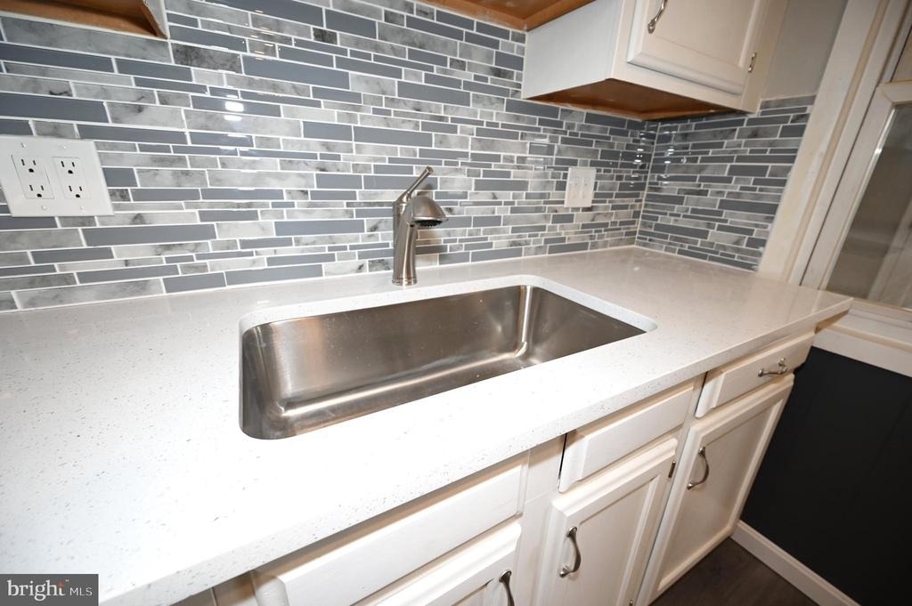 2952 Sollers Point Road - Photo 27