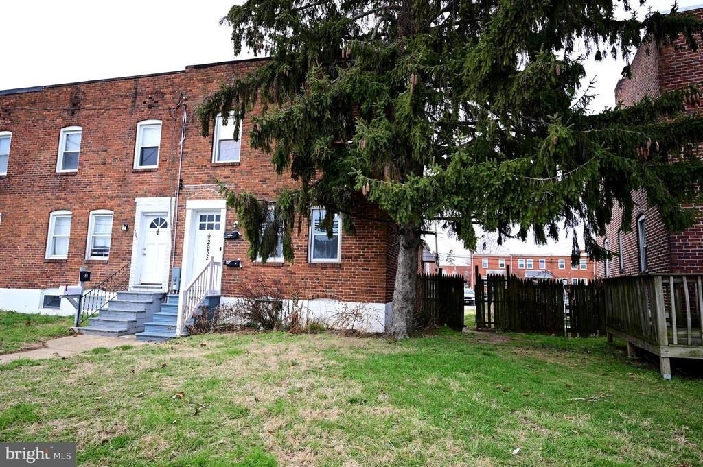 2952 Sollers Point Road - Photo 3