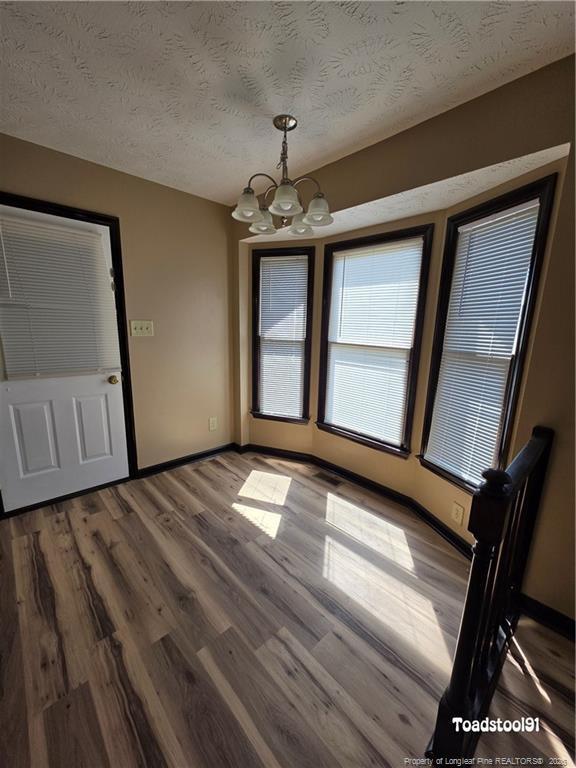 513 Roundtree Drive - Photo 4
