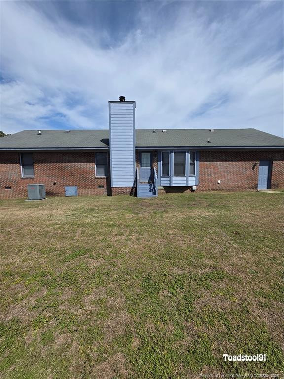 513 Roundtree Drive - Photo 1