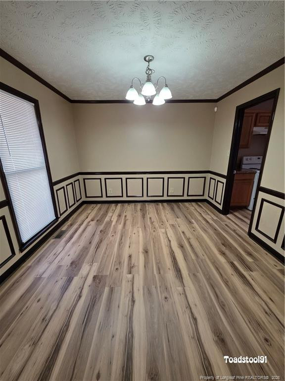 513 Roundtree Drive - Photo 2
