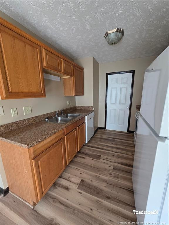 513 Roundtree Drive - Photo 5