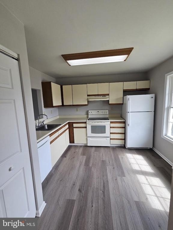 33 Fieldstone Court - Photo 2