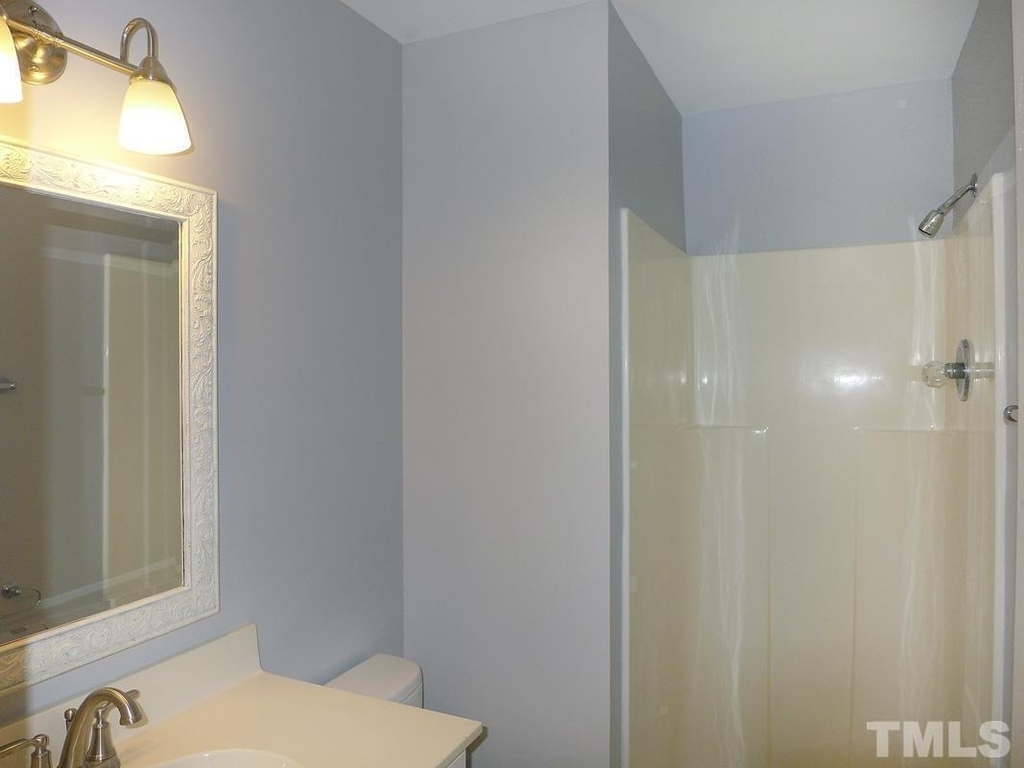 124 Marlowe Court - Photo 10