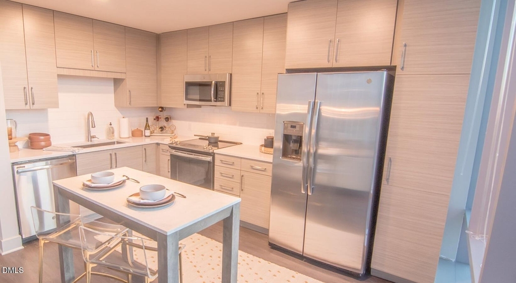 511 Fayetteville Street - Photo 20