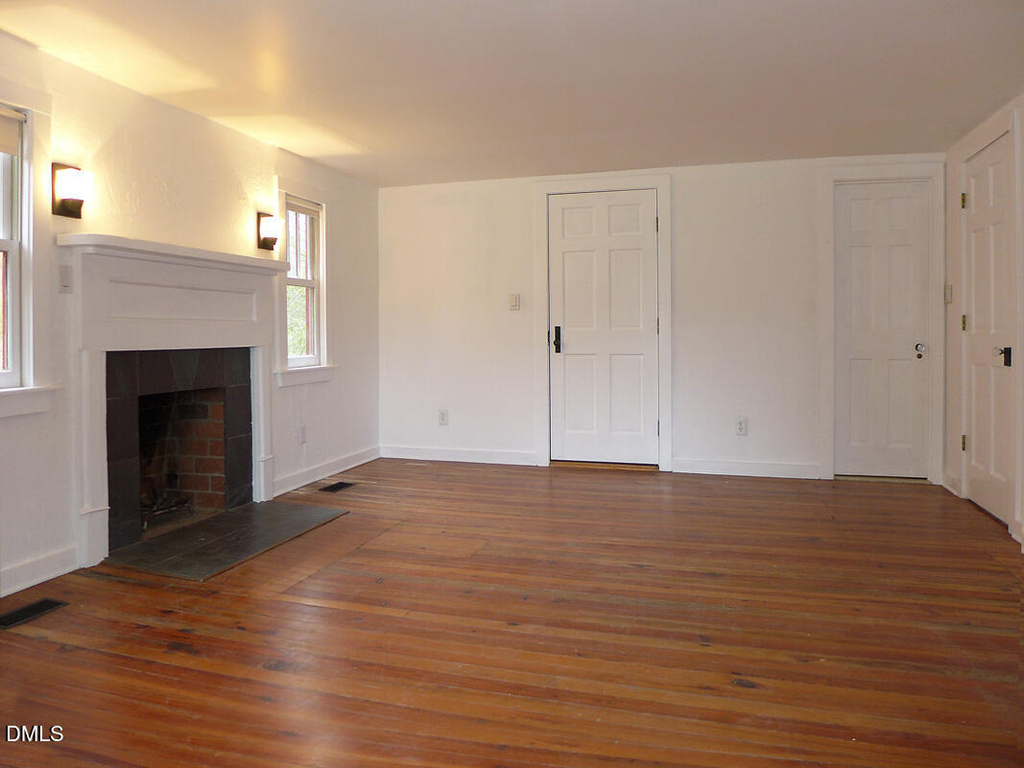 917 Phils Creek Road - Photo 3