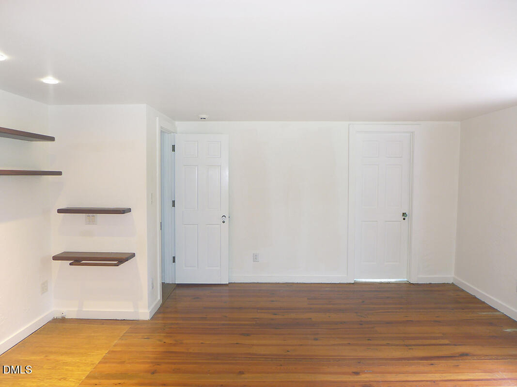 917 Phils Creek Road - Photo 1