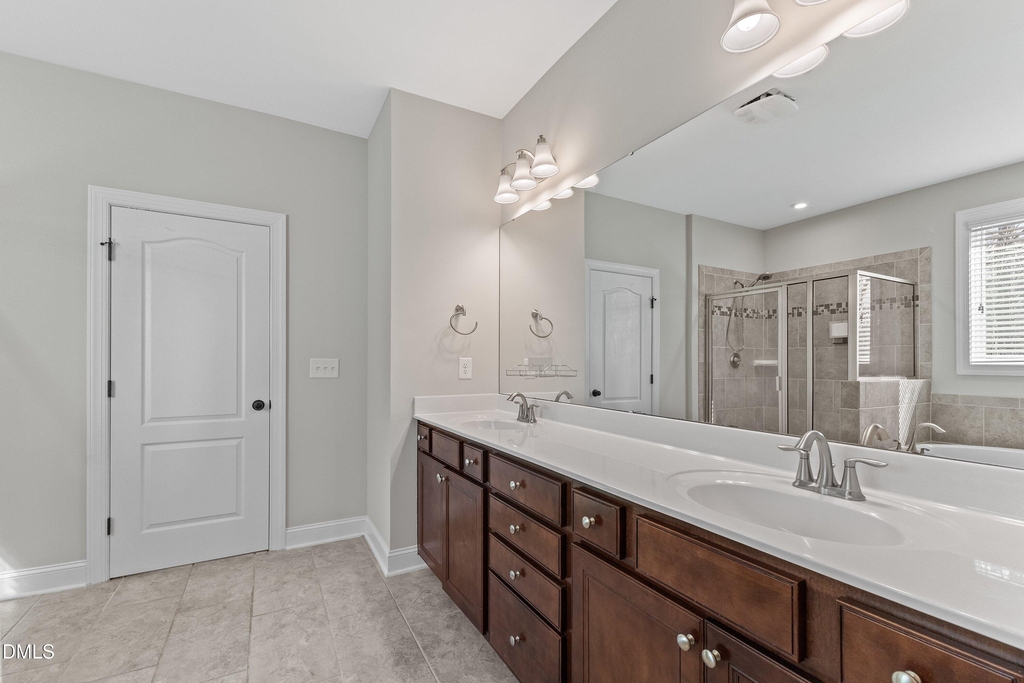 3828 Hickory Manor Drive - Photo 34