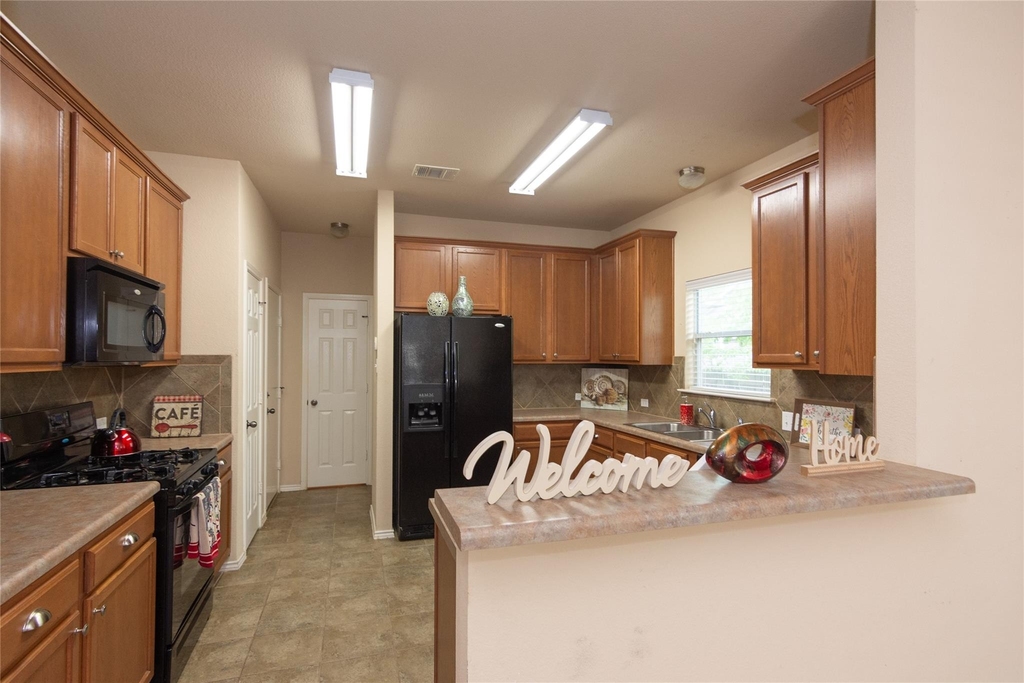 10509 Wylie Dr - Photo 11