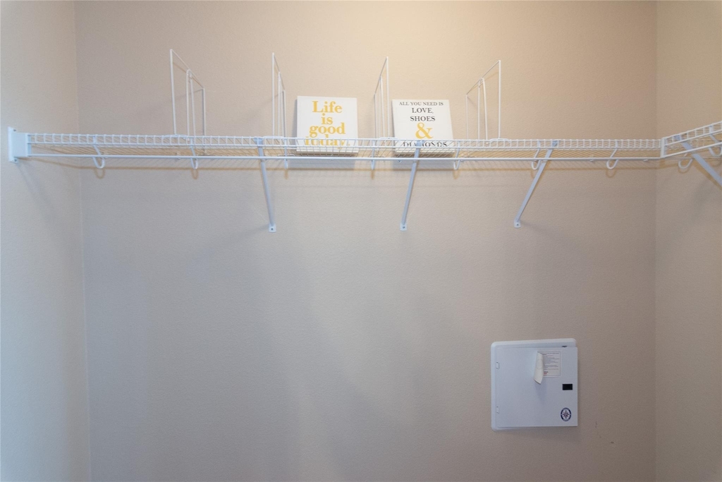 10509 Wylie Dr - Photo 23