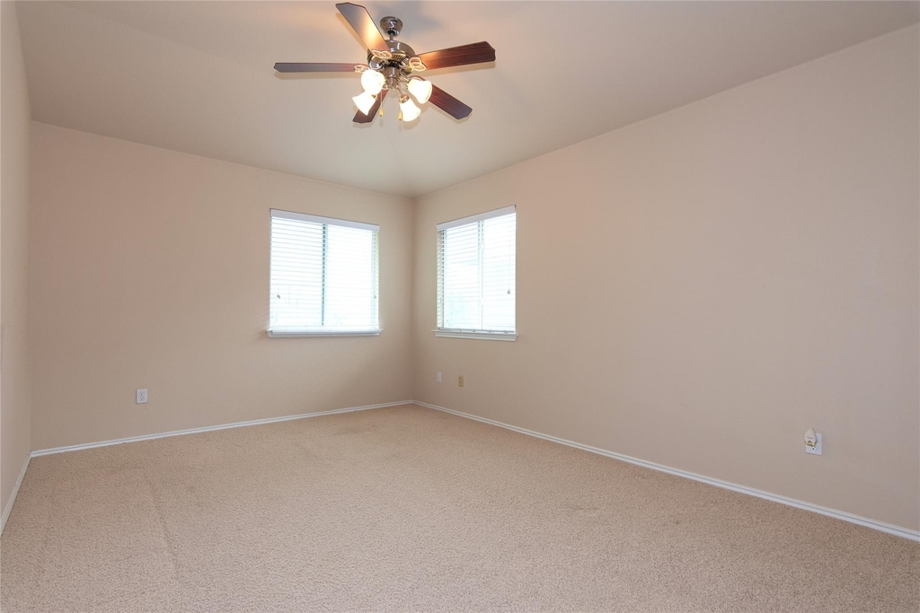 10509 Wylie Dr - Photo 26