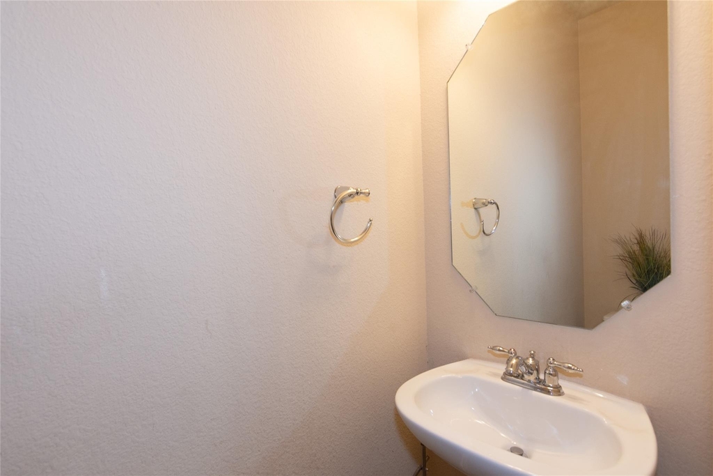10509 Wylie Dr - Photo 14