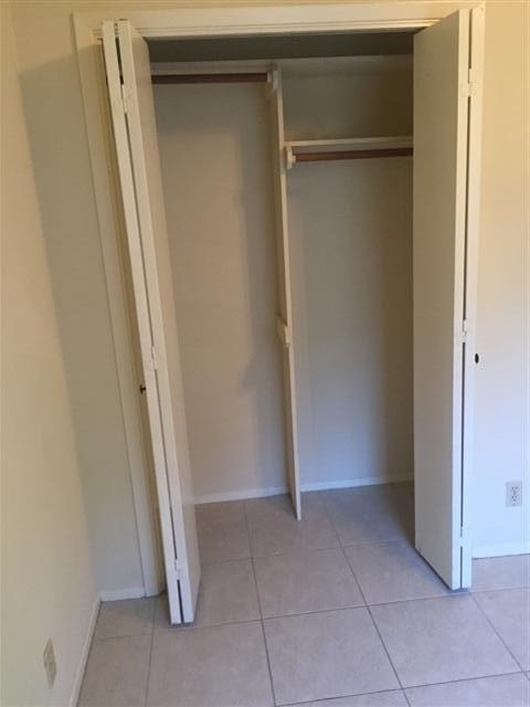 619 W 37th St - Photo 9