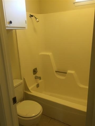 619 W 37th St - Photo 11