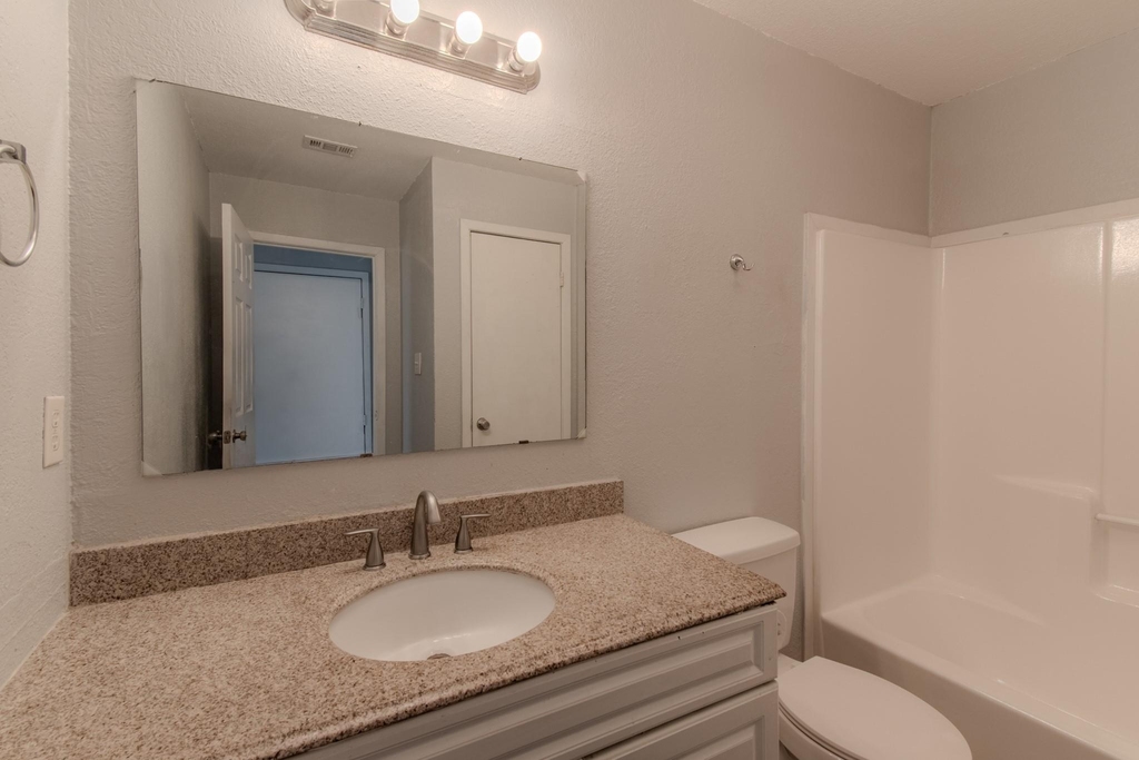 100 Uhland Rd - Photo 11