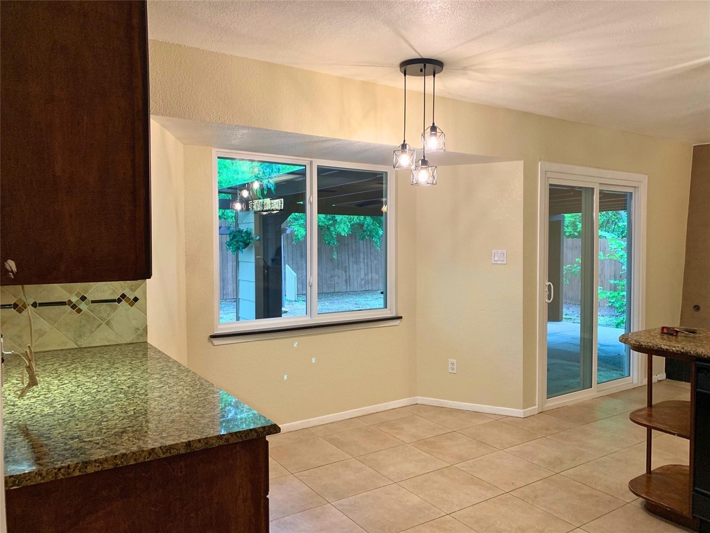 4905 Richmond Ave - Photo 6