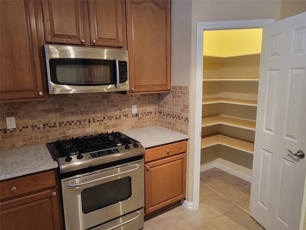 2100 Pipers Field Dr - Photo 8