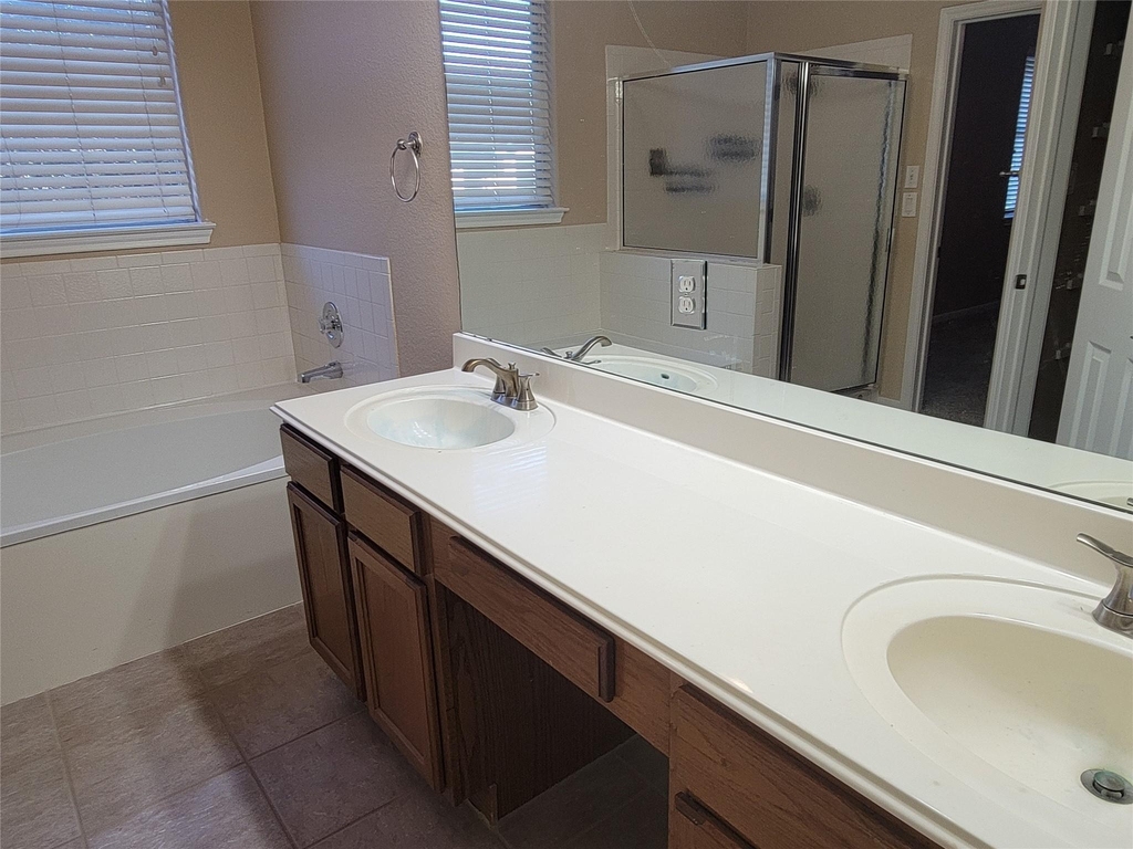 2100 Pipers Field Dr - Photo 13