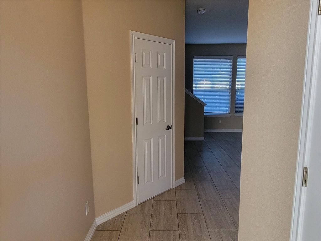 2100 Pipers Field Dr - Photo 2