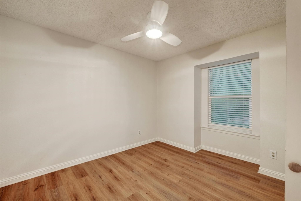 1302 E Saint Johns Ave - Photo 12