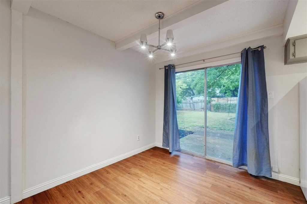 1302 E Saint Johns Ave - Photo 10