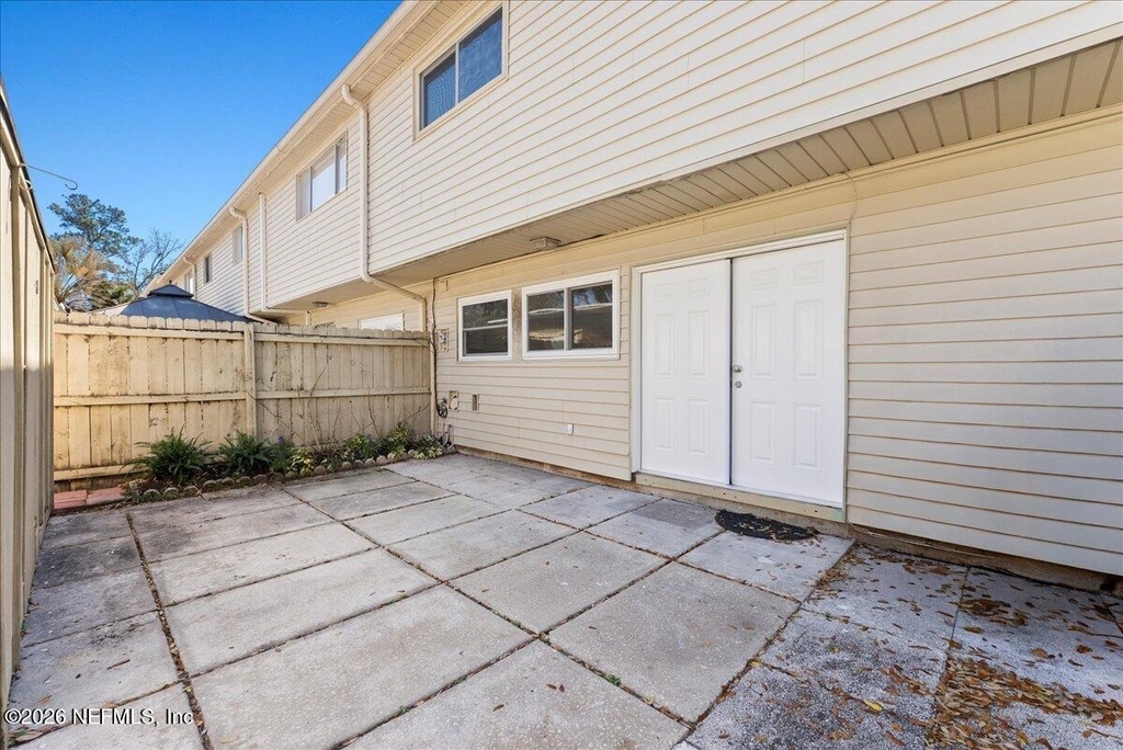 8140 Sutton Place - Photo 20