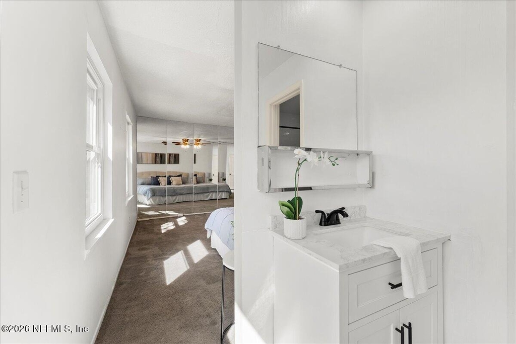 8140 Sutton Place - Photo 15