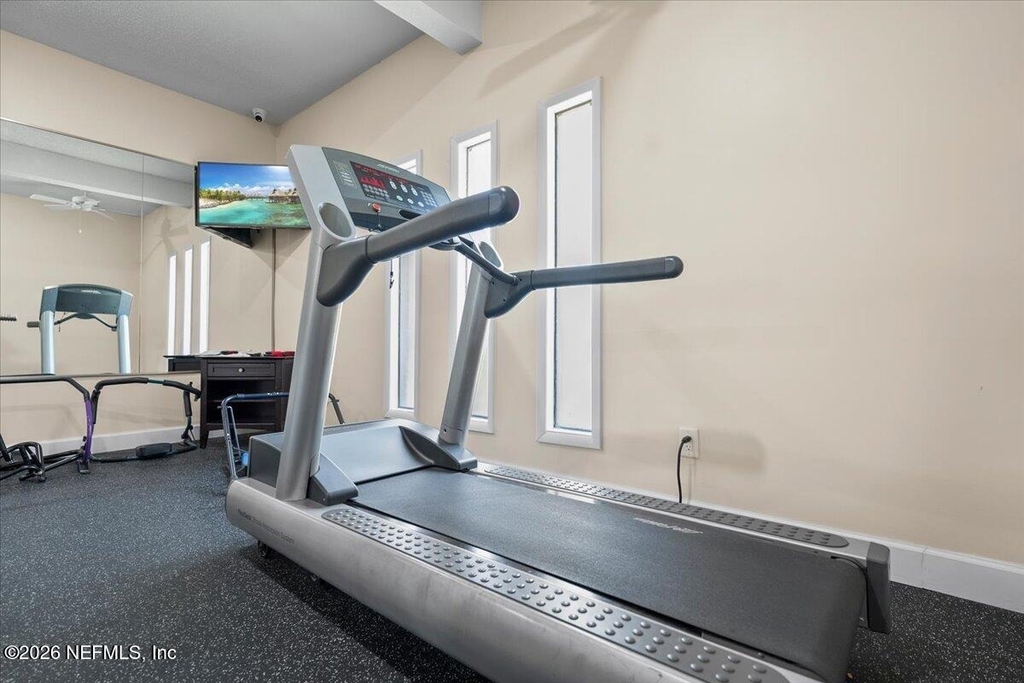 8140 Sutton Place - Photo 41