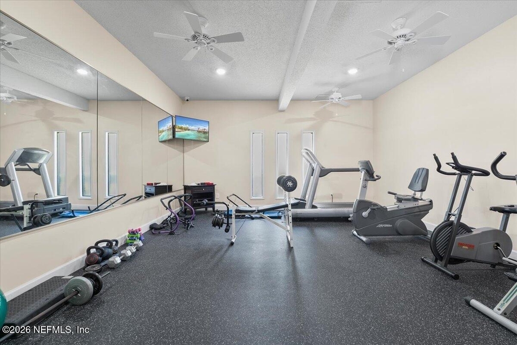 8140 Sutton Place - Photo 40