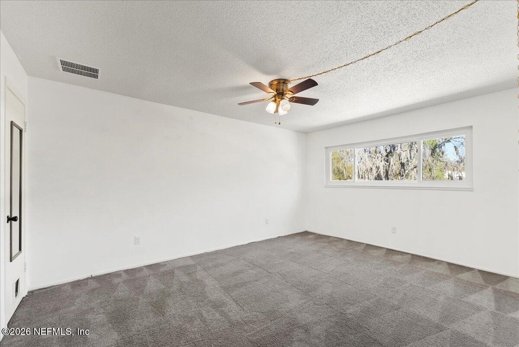 8140 Sutton Place - Photo 16
