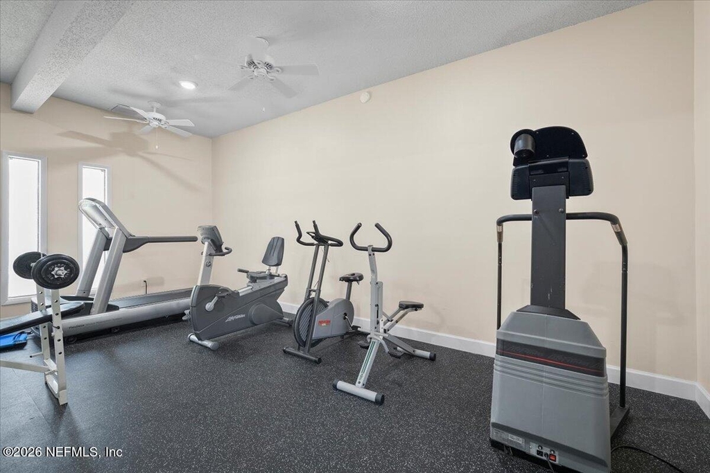 8140 Sutton Place - Photo 42