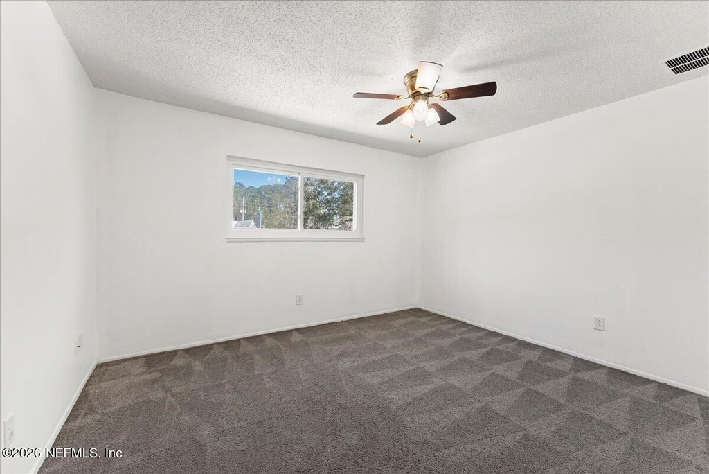 8140 Sutton Place - Photo 18