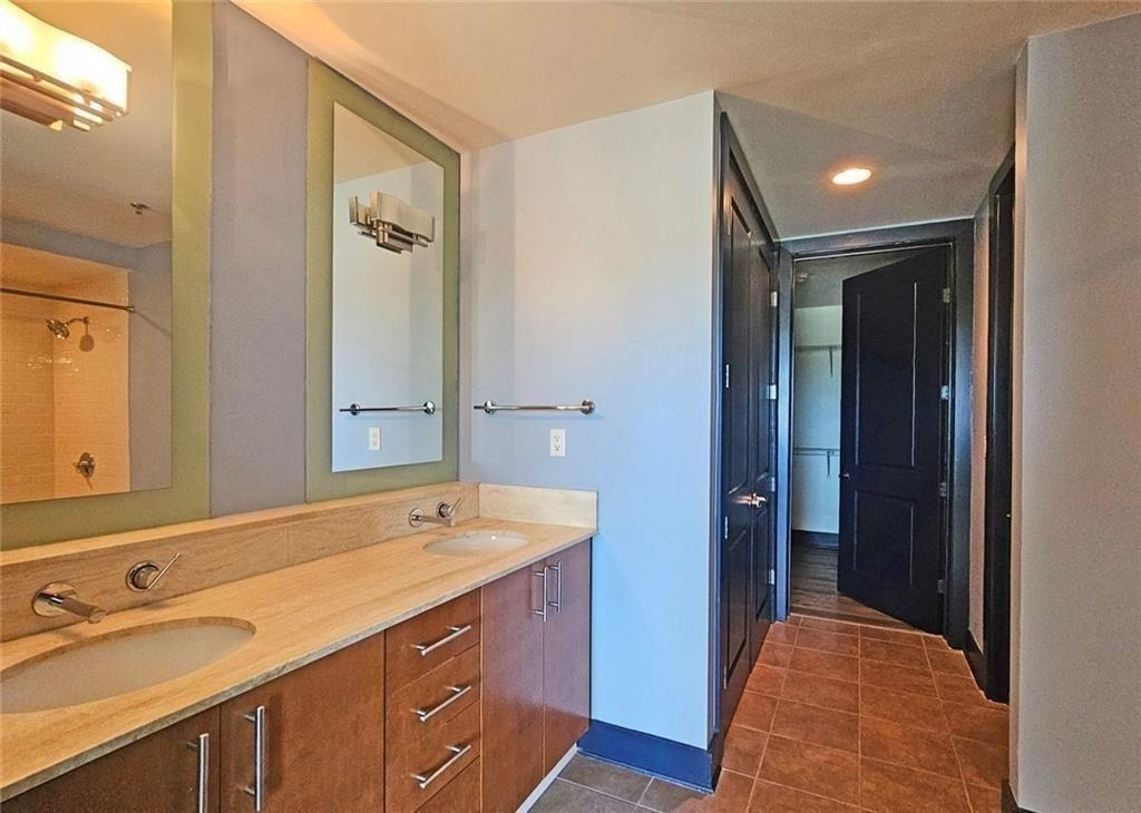 4561 Olde Perimeter Way Ne - Photo 16