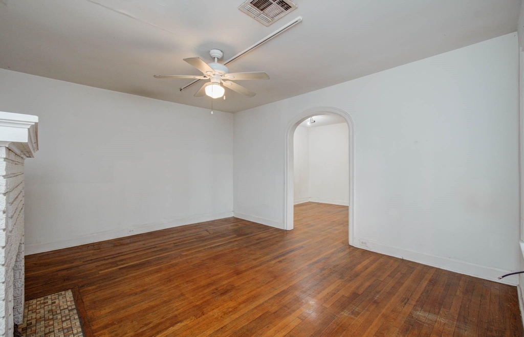 1428 Wentworth Street - Photo 14