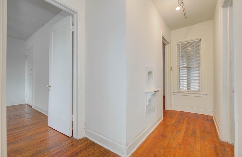 1428 Wentworth Street - Photo 21