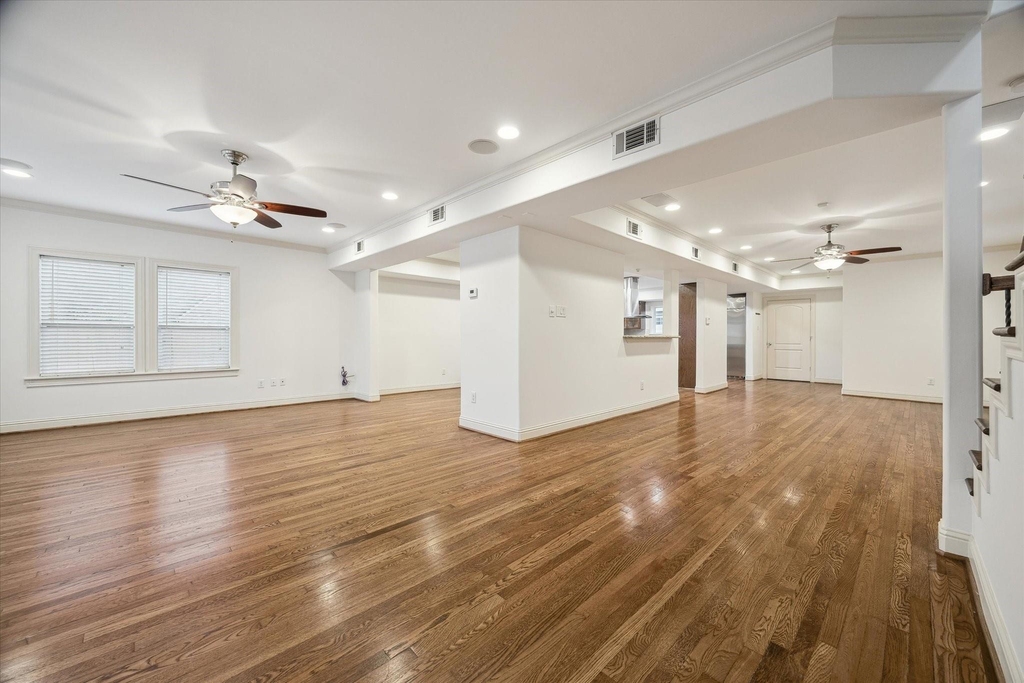1909 W Lamar Street - Photo 8