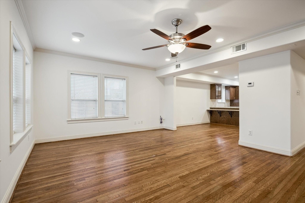1909 W Lamar Street - Photo 9