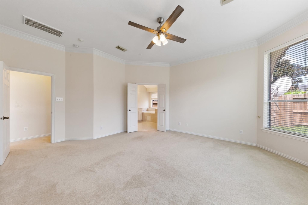 16027 Belleshire Lane - Photo 8