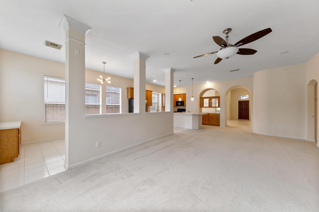 16027 Belleshire Lane - Photo 5