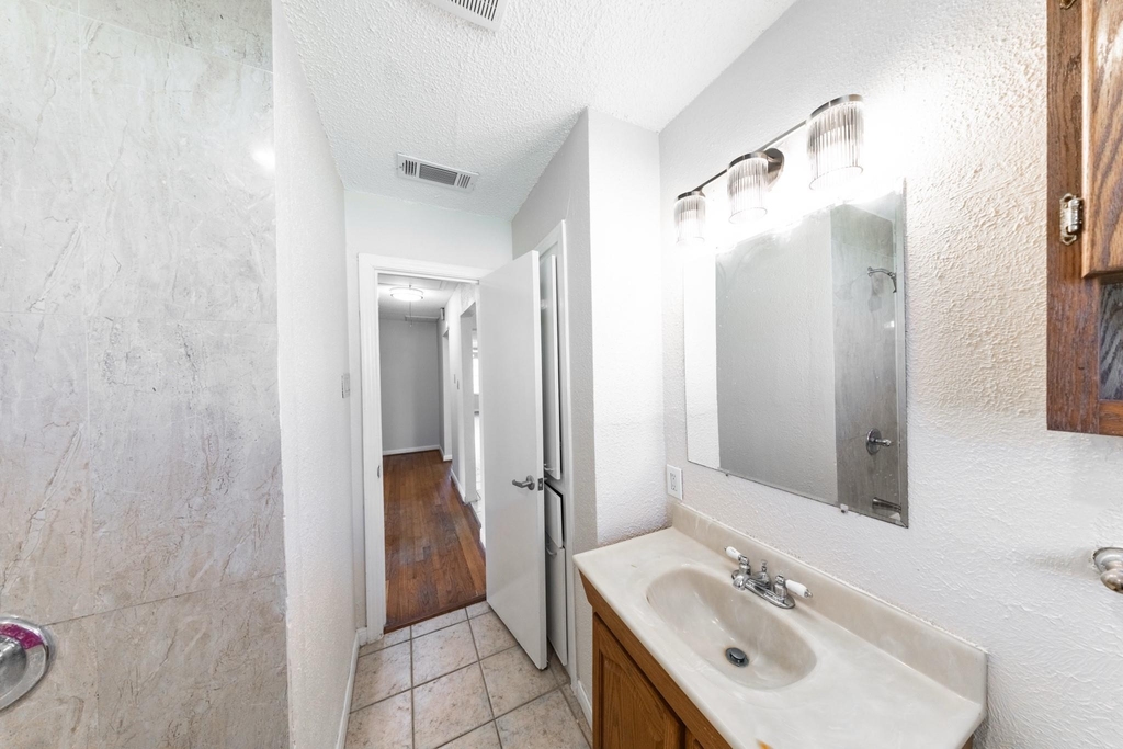 4710 Glenmont Street - Photo 21