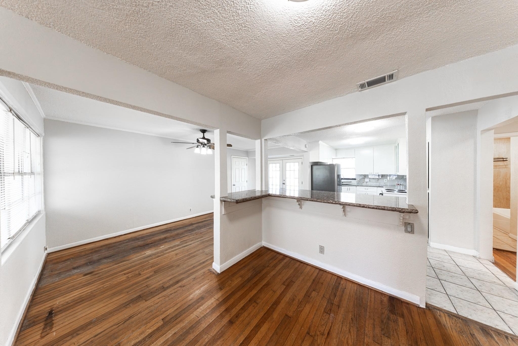 4710 Glenmont Street - Photo 5