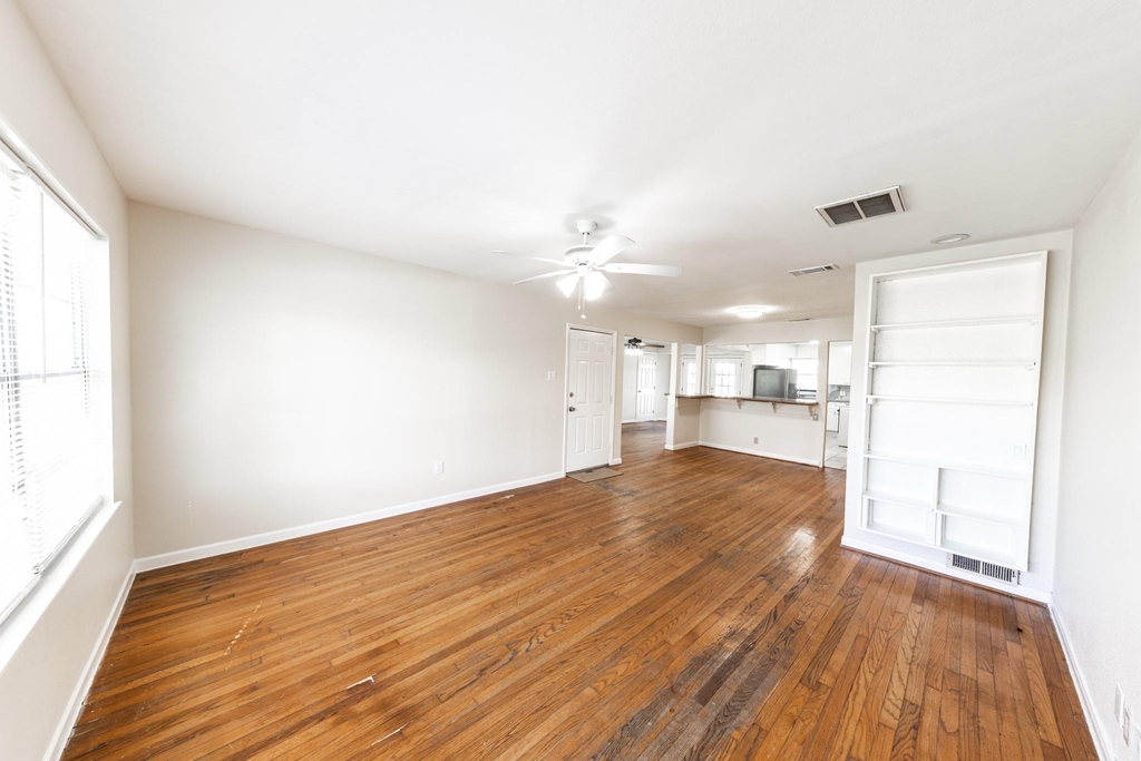 4710 Glenmont Street - Photo 4