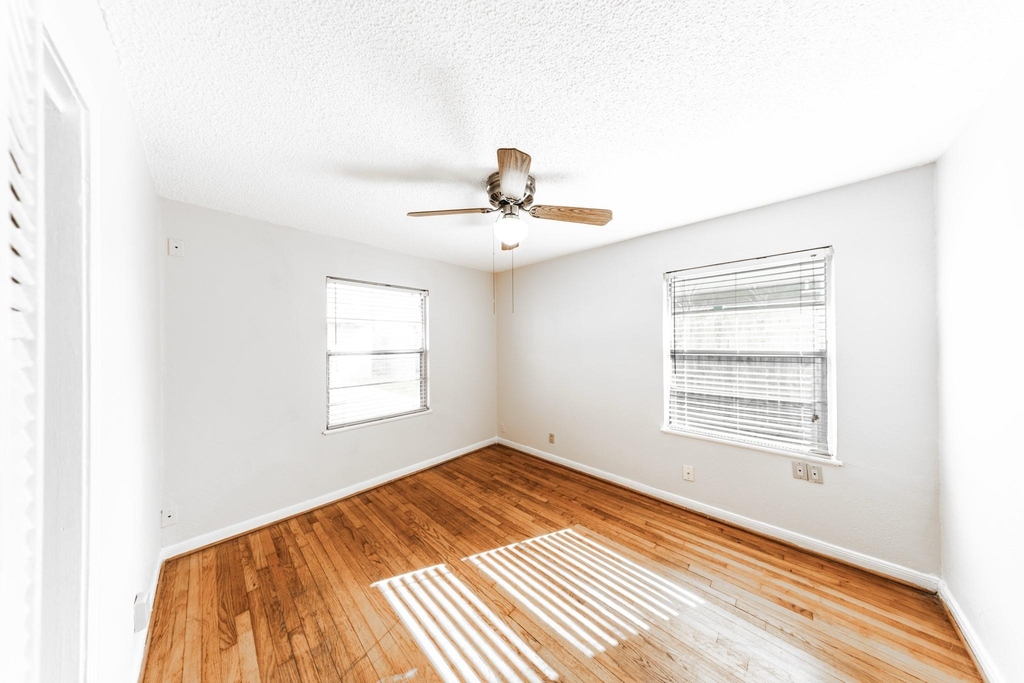 4710 Glenmont Street - Photo 19