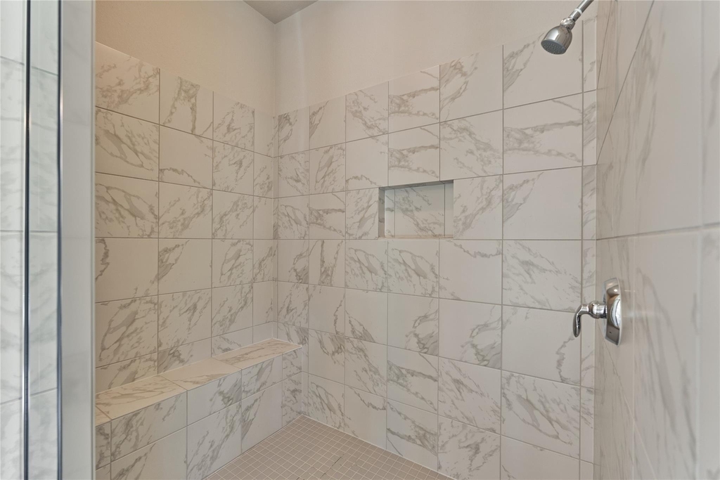 1716 Encino Boulevard - Photo 28