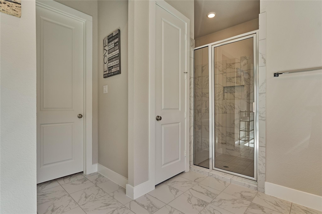 1716 Encino Boulevard - Photo 27