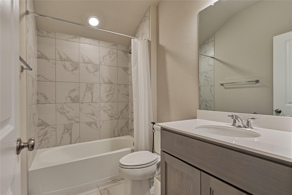 1716 Encino Boulevard - Photo 41
