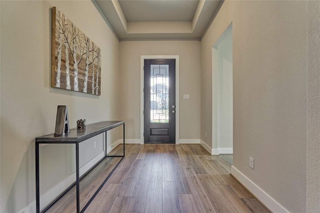 1716 Encino Boulevard - Photo 6